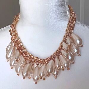 Teardrop Pearl Necklace & Bracelet Set